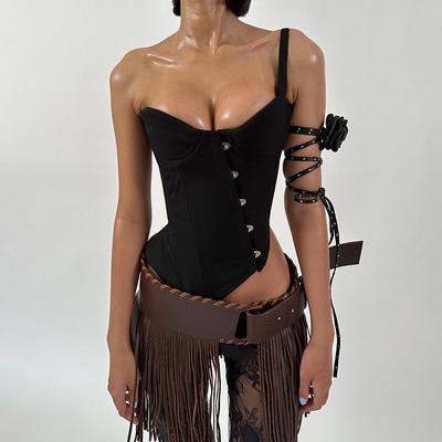 Fűzők, divatos és elegáns női ruházat