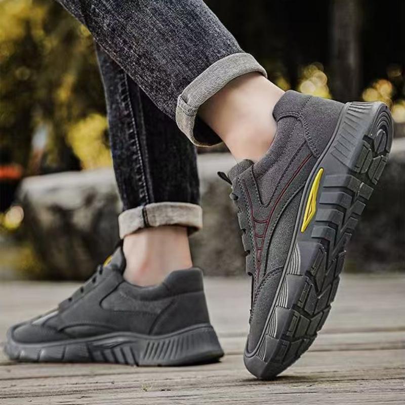 Lightweight Men's Safty Work Shoes Fashion Vintage Men Breathable Hiking Shoes Outdoor Wear-resistant Anti-slip Low-top Sneakers
