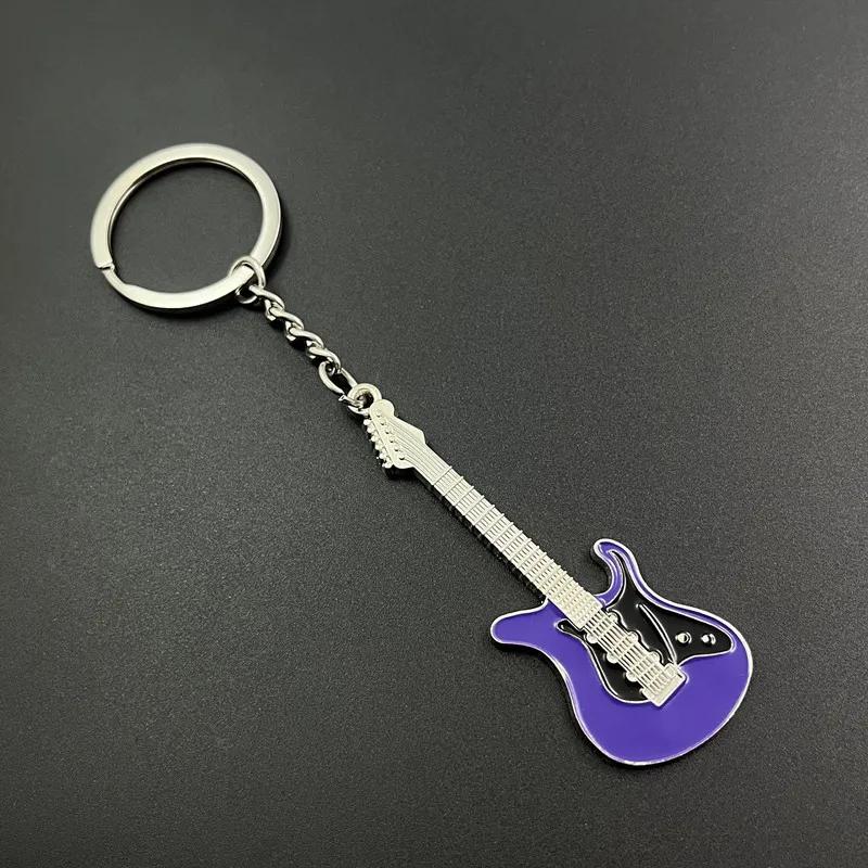 1PC New Dice Key Chain Metal Personality Dice Poker Soccer Guitar Model Alloy Keychain Gift Car Key Ring