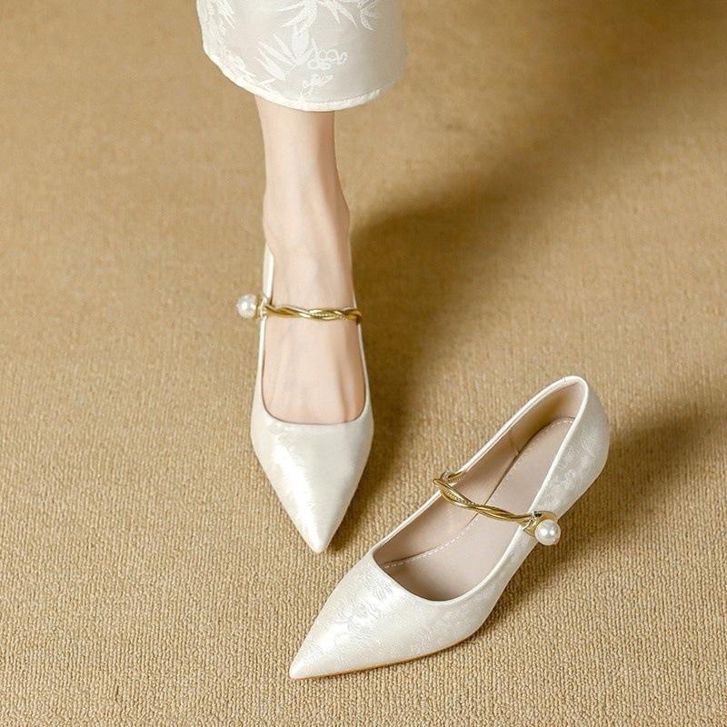 2025 Autumn New Chinese Style with Cheongsam Pointed High Heels Retro Mary Jane Stiletto with Skirt Women's Single Shoes