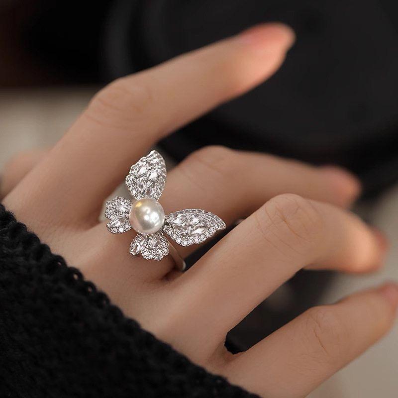 Manta Rose Shijia Pearl Bracelet Necklace Set Women'S French Micro-Inlaid Zircon Butterfly Bracelet Niche Neck Chain