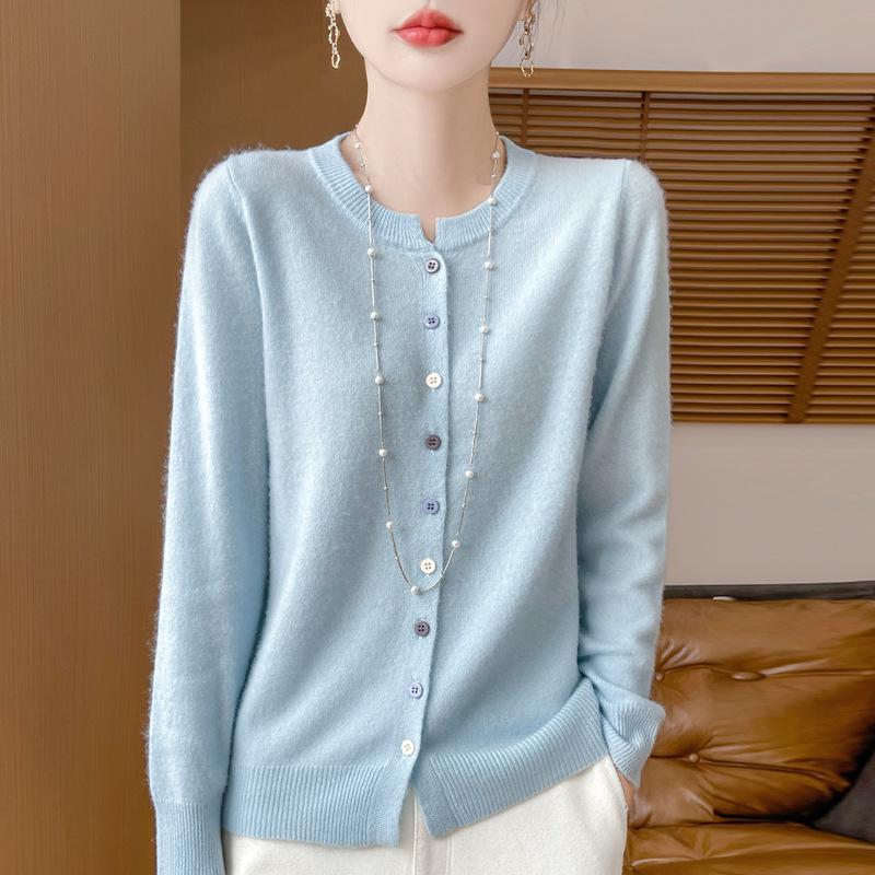 Women's Slim Fit Australian Wool V-Neck Cardigan - Autumn/Winter Collection, Solid Color, Soft, Skin-friendly, Versatile, Button-up Sweater