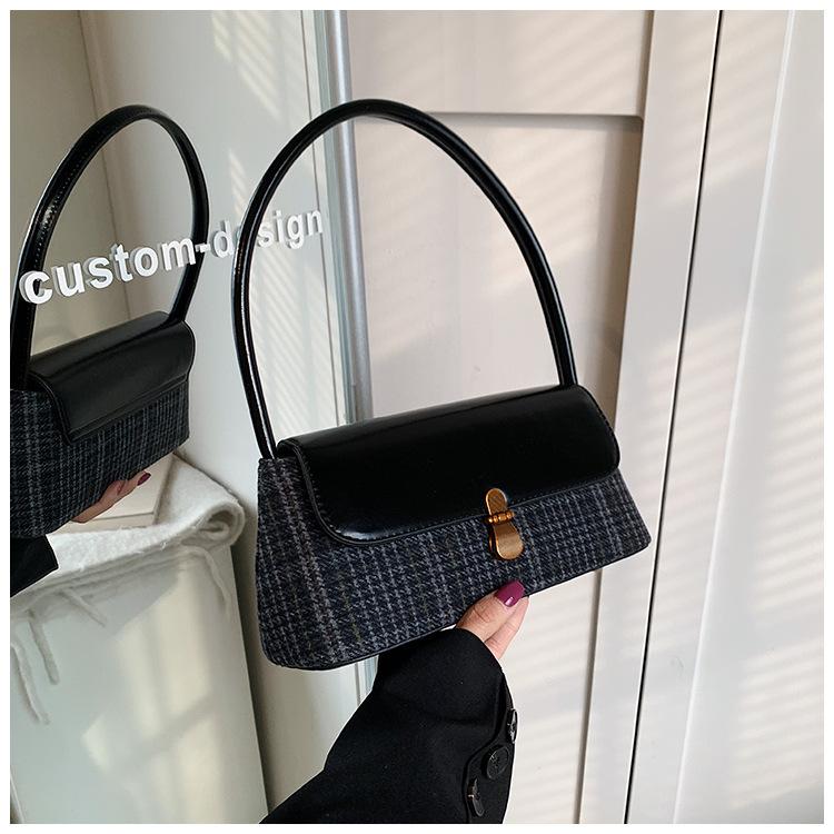 

Underarm bag women s large capacity 2025 new autumn and winter niche design shoulder handbag casual bag