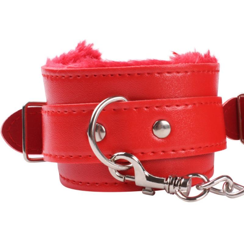 Fluffy håndjern Sexy leker Justerbare PU-skinn lodne håndjern Ankelmansjettbegrensninger Bondage Slavepar Sexleketøy for voksne