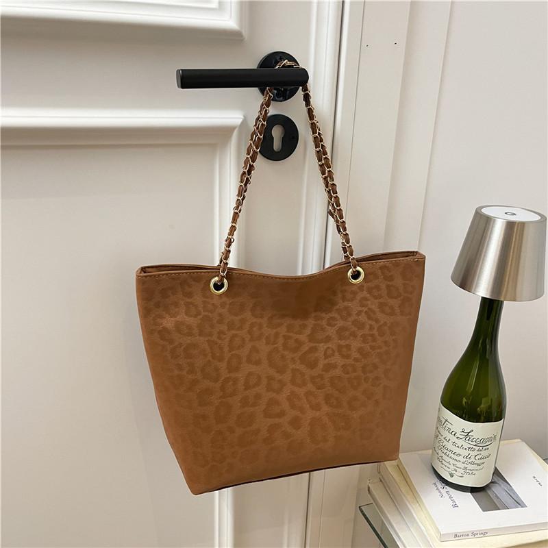 Fashion Leopard Print Shoulder Bag Women Large Capacity Crossbody Commuter Handle Bag Textured Casual and Simple Storage Bags