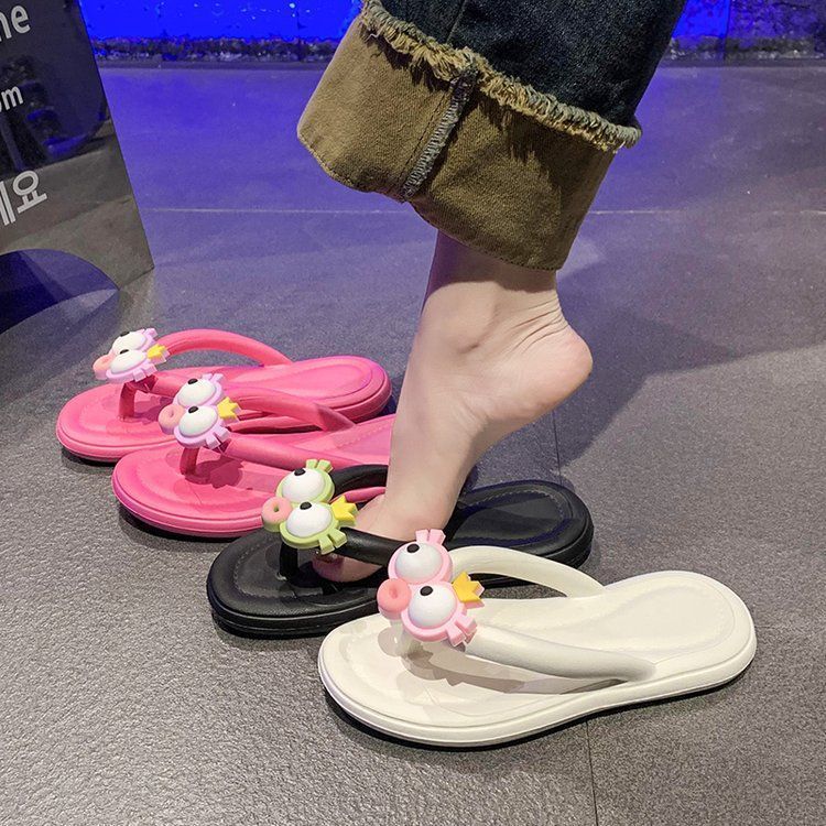 Glasses seaside beach shoes pinch feet cool slippers women's outer wear 2025 summer new models step on shit feeling thick bottom flip-flops women