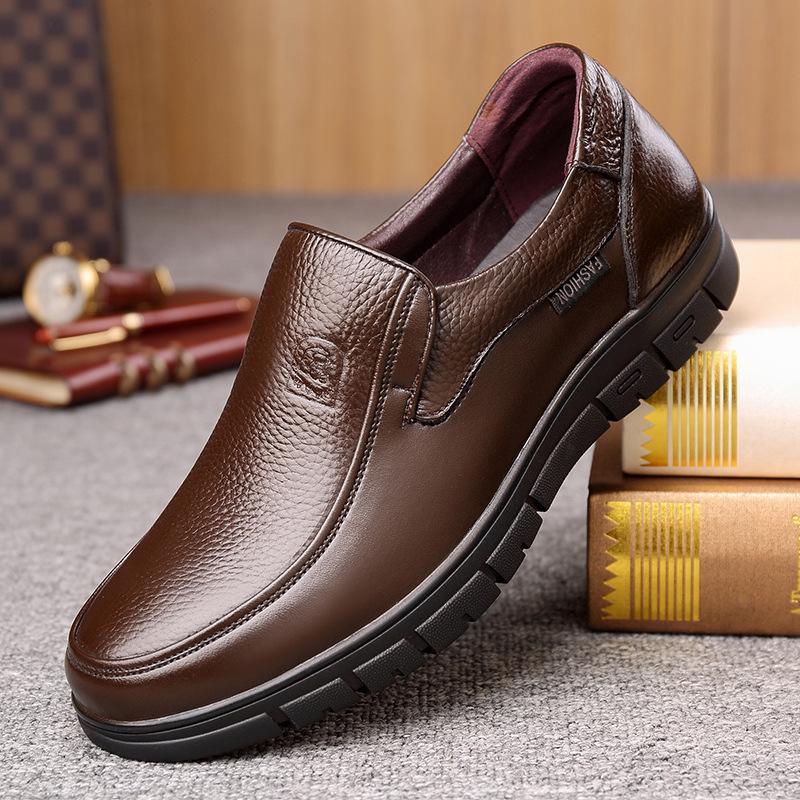 Mode 2025 Herren Lederschuhe Weiche Freizeitschuhe Flache Rutschfeste Laufschuhe Slipper Plateau Herrenschuhe Handgefertigt Outdoor Herren Loafer