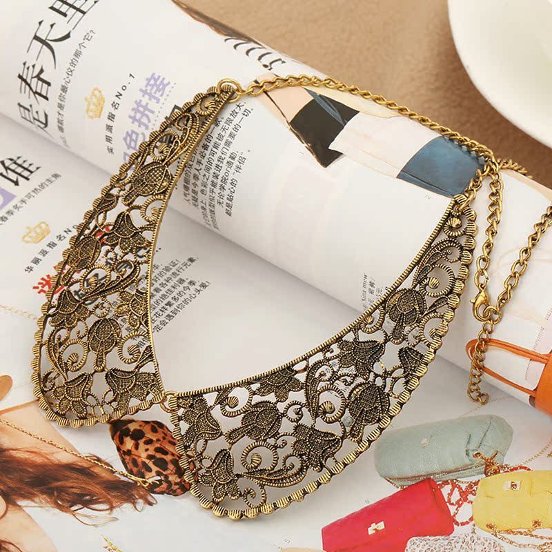Carved Alloy Hollow Out Fashionable Temperament Collar Necklace Accessory
