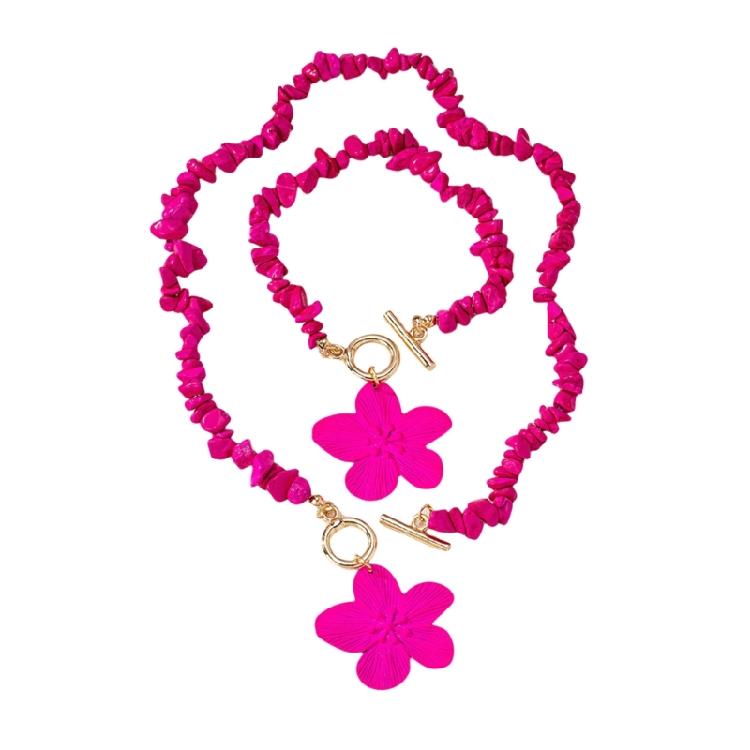 Contemporary Flower Inspired Necklace and Bracelet Set Fashionable Accessories Sophisticated Jewelry for Event 1