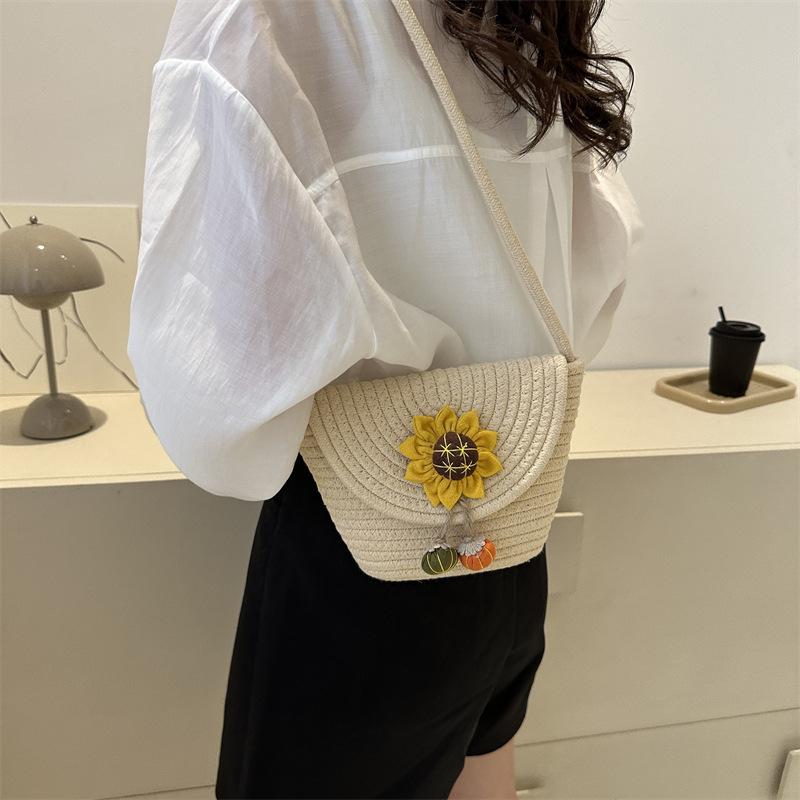 2025 summer new woven flower bucket bag simple casual underarm shoulder bag personalized foreign style oblique span bag