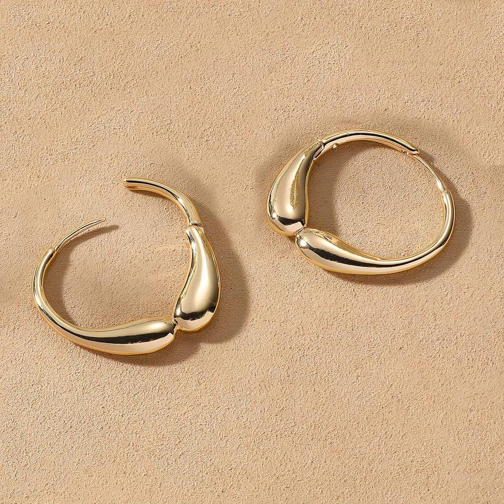 Romantic French Minimalist Copper-Plated Luxury Ear Hoops and Studs 2025