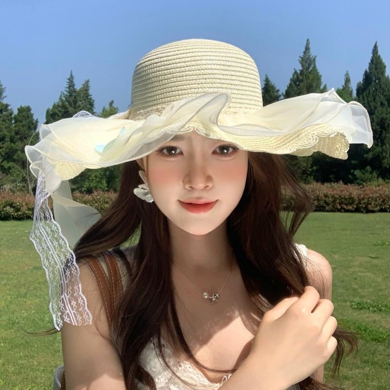 Summer Straw Hat With Large Brim For Beach And Sun Protection