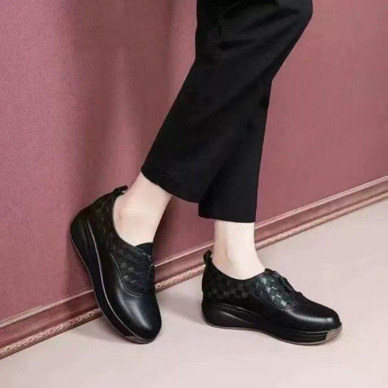 Anti-slip Shoes with Thick Soles, Loafers, Versatile and Stylish