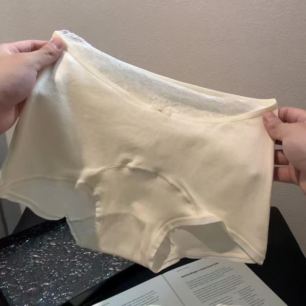 Women's Autumn New Lace Edge Cotton Extended Mid  Waist Flat Angle Briefs