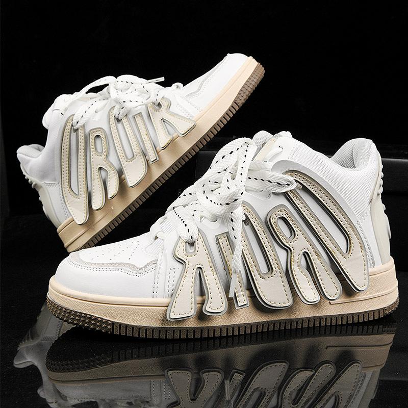 

2025 new European station men s shoes retro German training shoes retro round head bread shoes couple high-top thick baseplate shoes 45