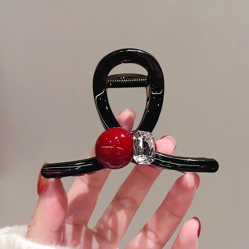 

Internet celebrity temperament medium grab clip new hair volume less hairpin back half tie shark clip sweet hairpin