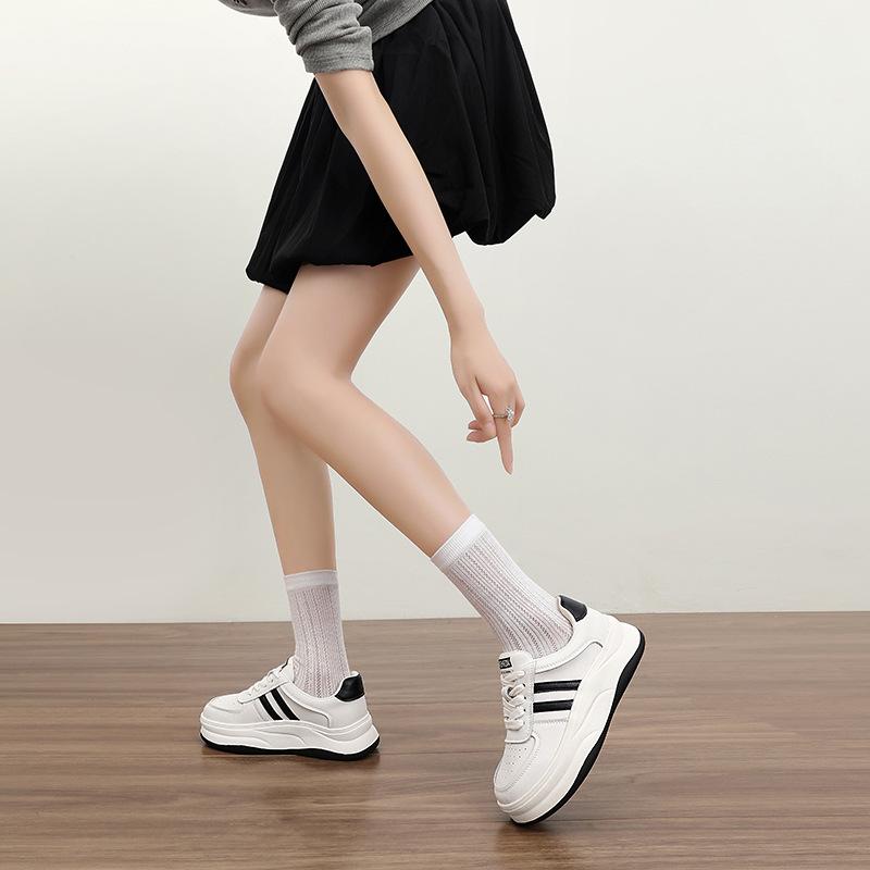 2025 Autumn New Thick-soled Muffin Little White Shoes Women's Color Matching Casual Versatile Student Board Shoes Four-season Single Shoes