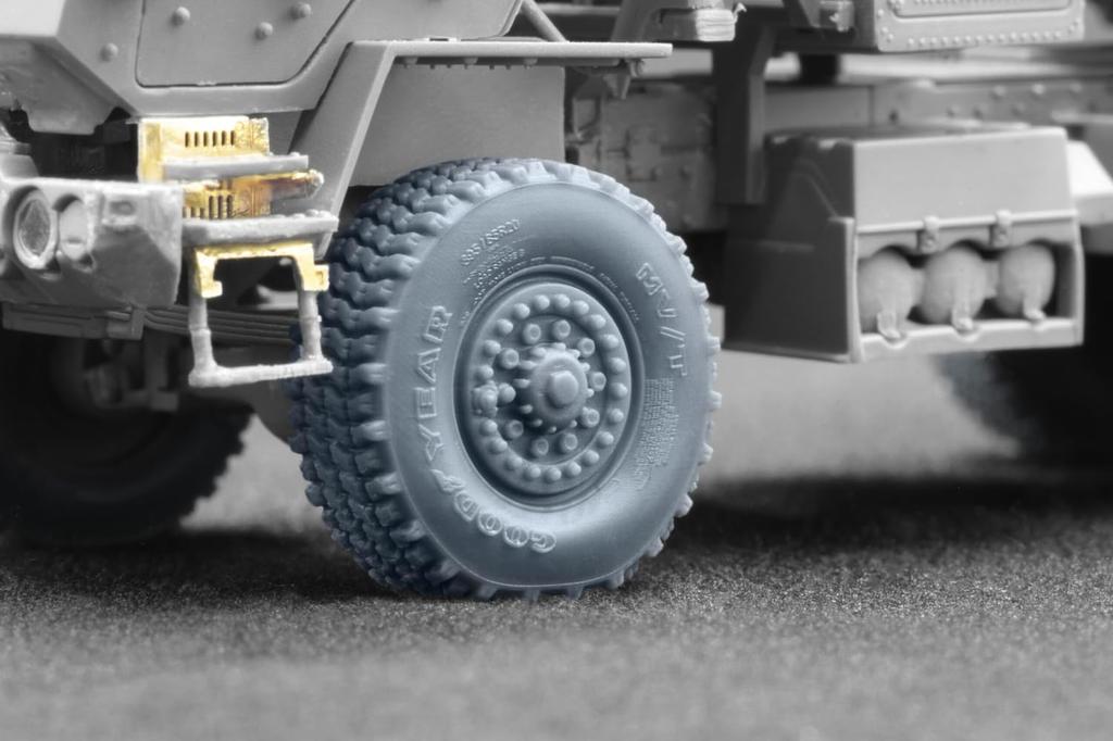 M142 Hymars Wheel Set Monmodel Plastic Model Parts SCXWM72002S Scale-X 1/72 Weight-Deformed (6 Pieces) (for Foreart) (Military Vehicle)