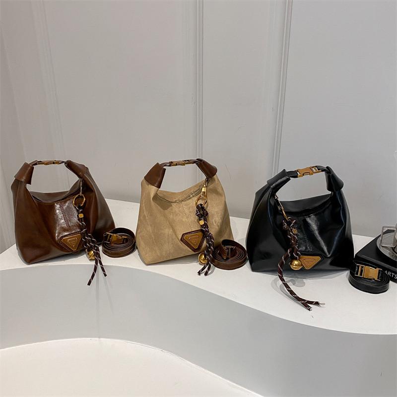 Retro Small Contemporary Square Crossbody Bag For Women Ideal For Everyday Use With Stylish Design