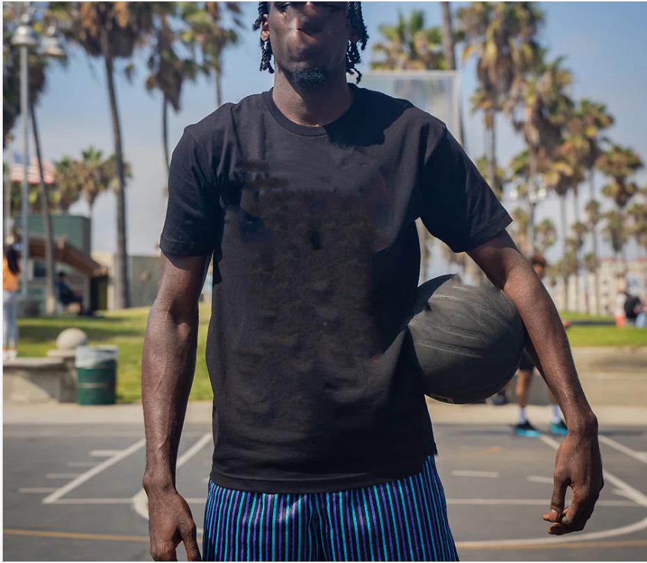 Trendy Men's Mesh Striped Sports Shorts: Below Knee Basketball and Running Shorts