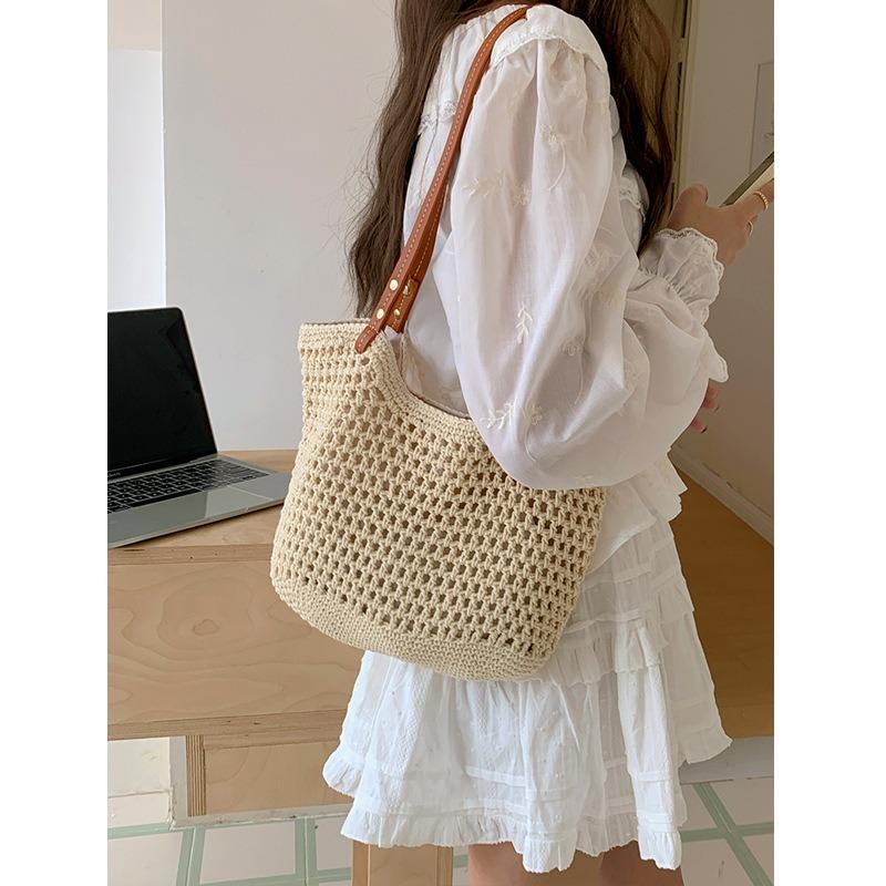 Bag Women's Summer New Versatile Shoulder Seaside Vacation Beach Bag Woven Straw Commuter Tote Bag Tide