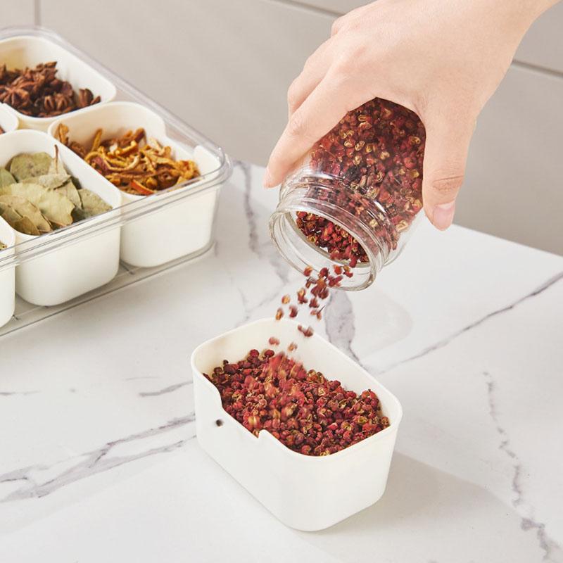 Portable Eight-point Spice Storage Fresh-keeping Box, Kitchen Seasoning Sealed Jar, Large-capacity Refrigerator Storage Box