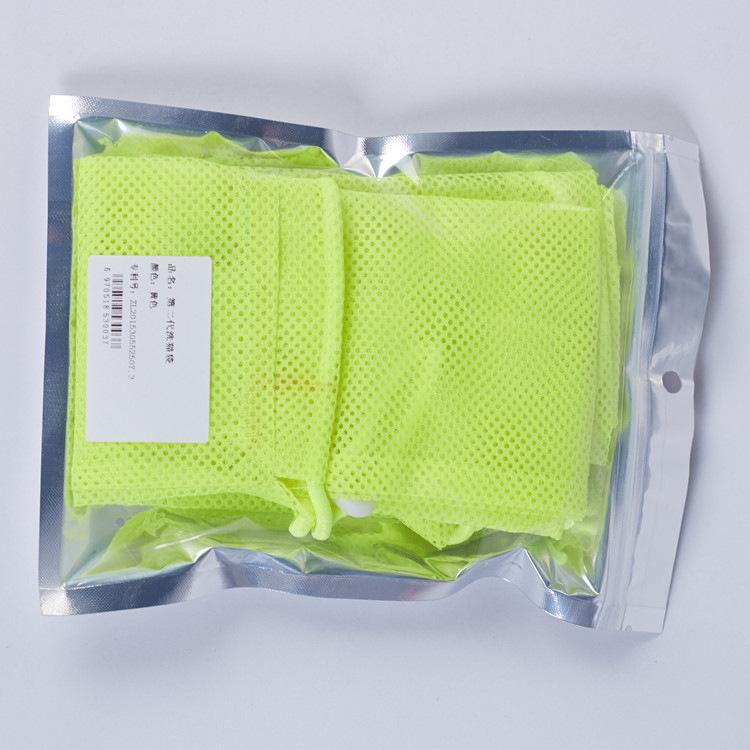 Anti-Scratch Cat Washing Bag, Kitten Bathing Essential with Nail Trimming Opening, Secure Restraint Bag for Grooming