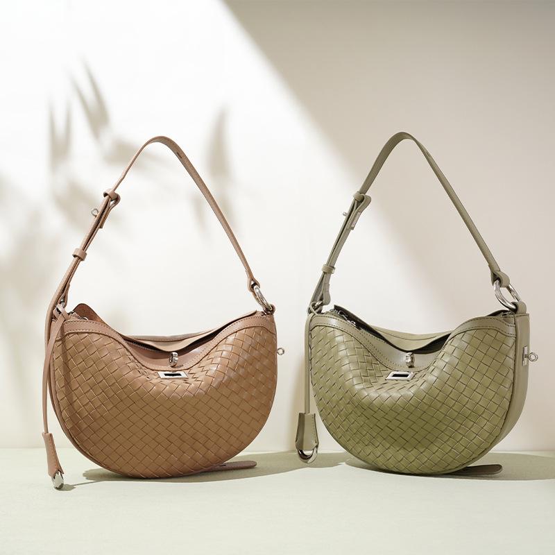 

Single-shoulder Underarm Bag Crescent Moon Bag Fashionable and Casual Crossbody Hand-held Bag чорний