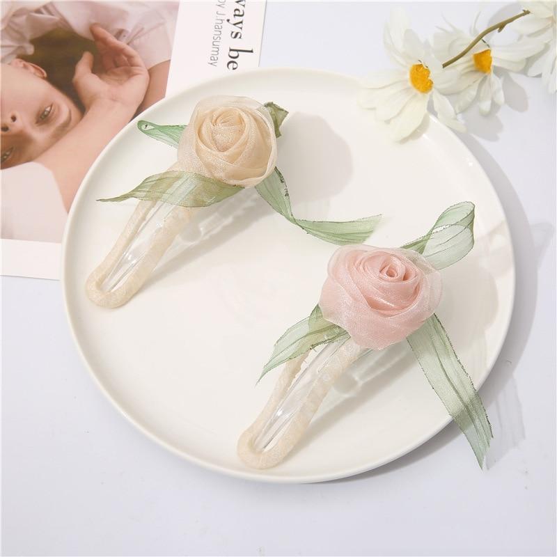 

Элегантная розовая сетчатая заколка для волос в виде розы для женщин, пластиковая заколка для волос с большим цветком, головные уборы, свадебные аксессуары, новинка