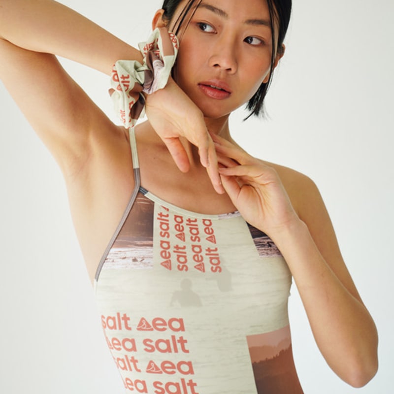 Sea.salt.sea COLLAGE GRAFISK HÅRSNODD