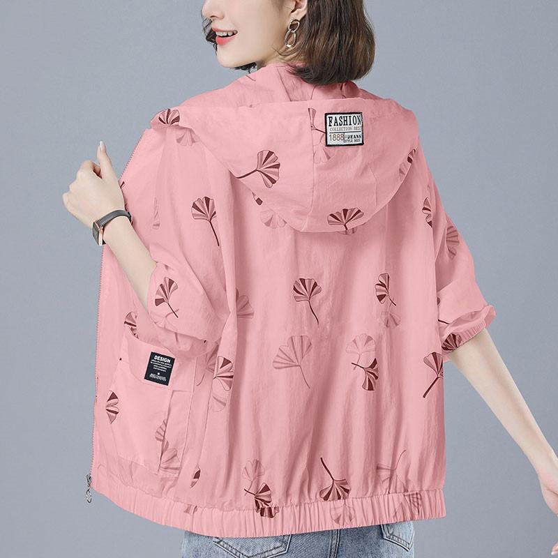 

Sun Protection Clothing Women s Long-sleeved Lightweight Jacket Summer Mother Large Size Loose Hooded Sun Protection Clothing 4XL рожевий