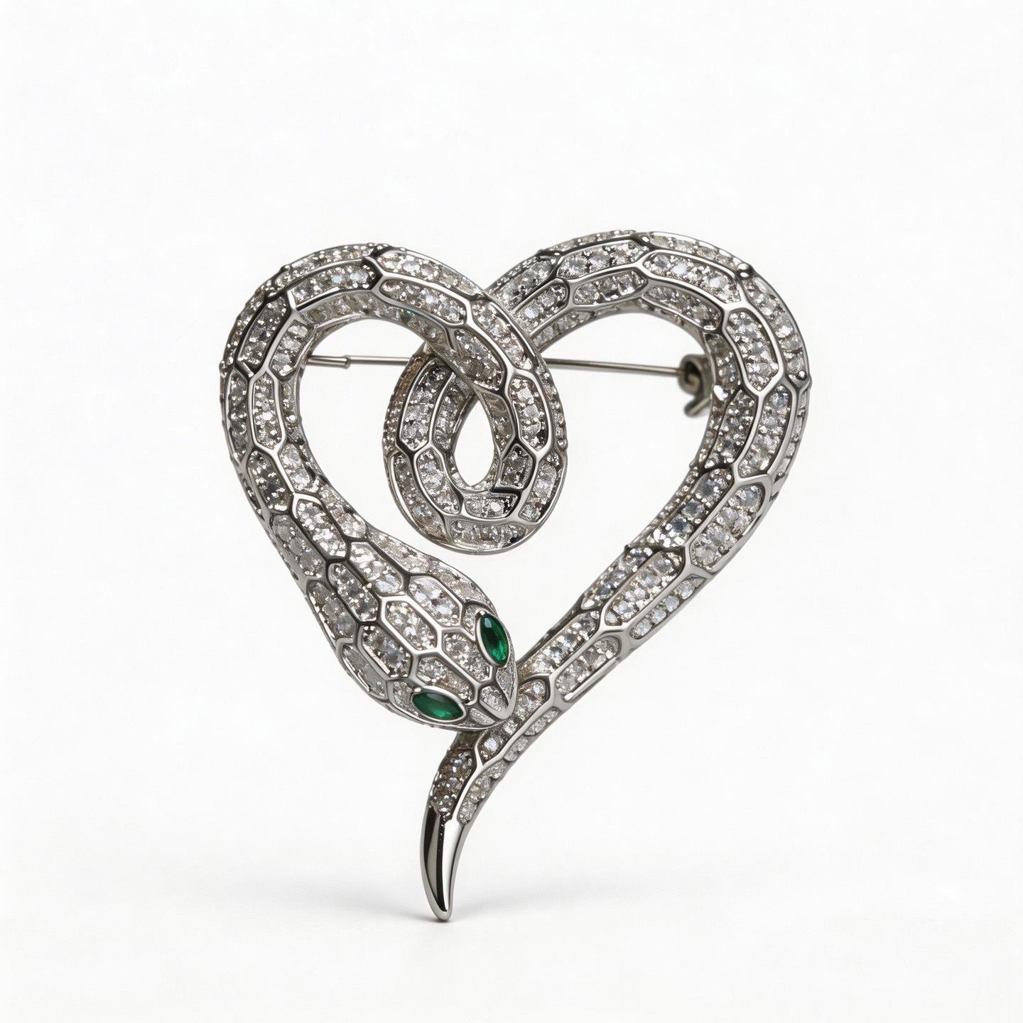 Bo Xin Yun Copper Zirconia Heart Snake Brooch - Fashion Accessory & Gift