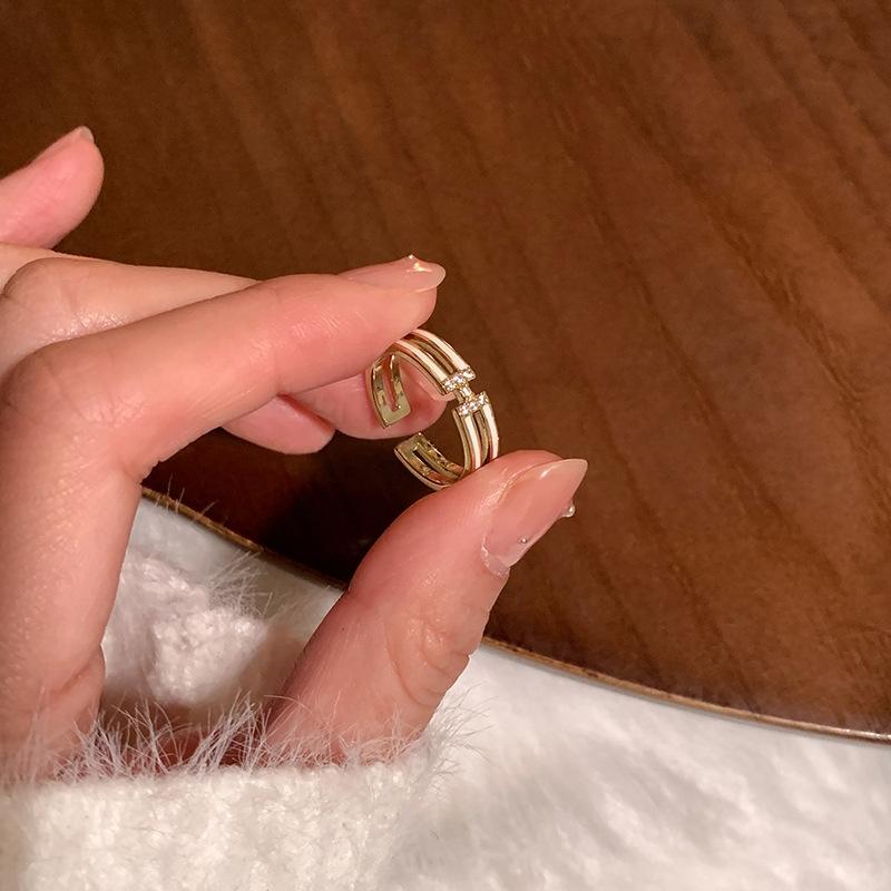 Shiny Zircon Pearl Open Ring for Women Luxury Ear Needles Earrings Fashion Simple Personality Wedding Jewelry
