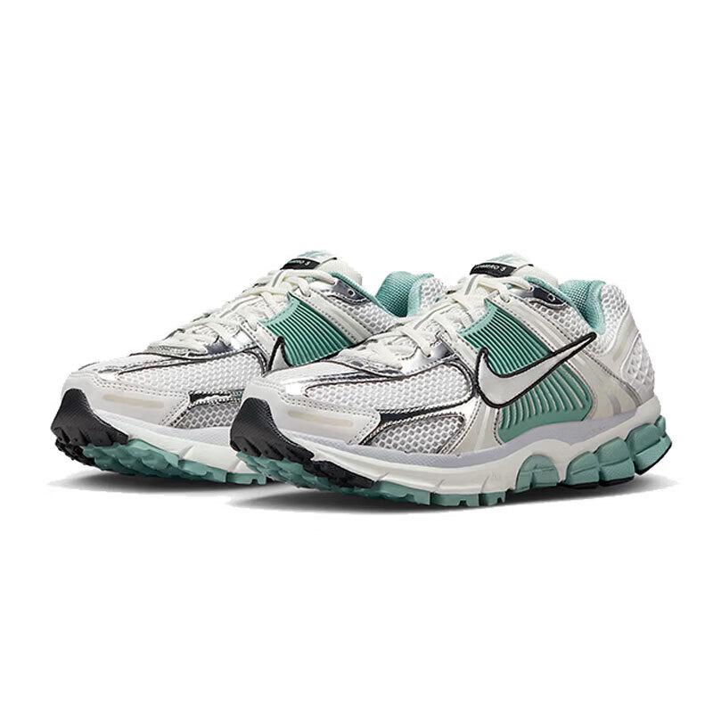 NIKE Women's Zoom Vomero 5 Casual Shoes