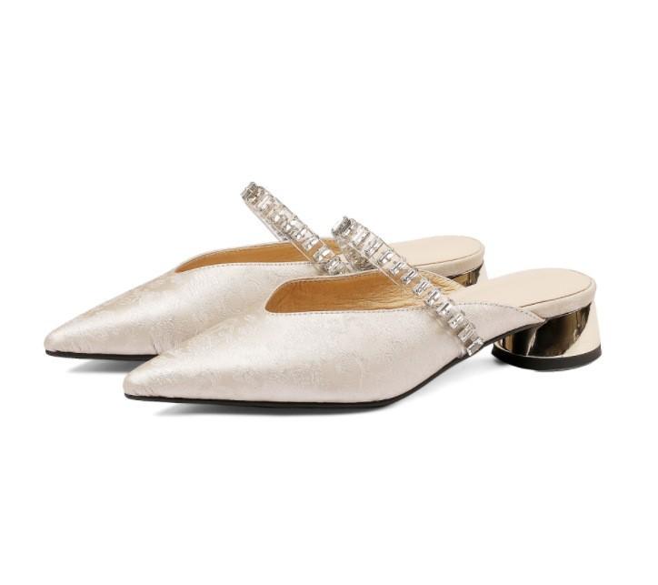 

Национальный стиль Туфли-шлепанцы на высоком каблуке Женские Цельнокроеные со стразами Сумка на носке Полушлепанцы Ношение с юбкой Мэри Джейн Крутые шлепанцы 40 шампанского