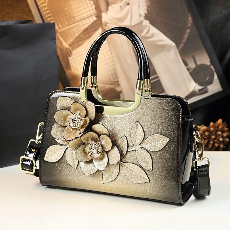 Univerzální dámská crossbody taška s květinami v temperamentu 2024 Nová elegantní kožená taška přes rameno