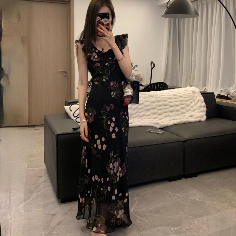 Abito Sexy Floreale Francese con Spalline Sottili Senza Maniche Elegante Stretta in Vita Estate 2026 Abito Bodycon Moda Vintage Abiti Neri