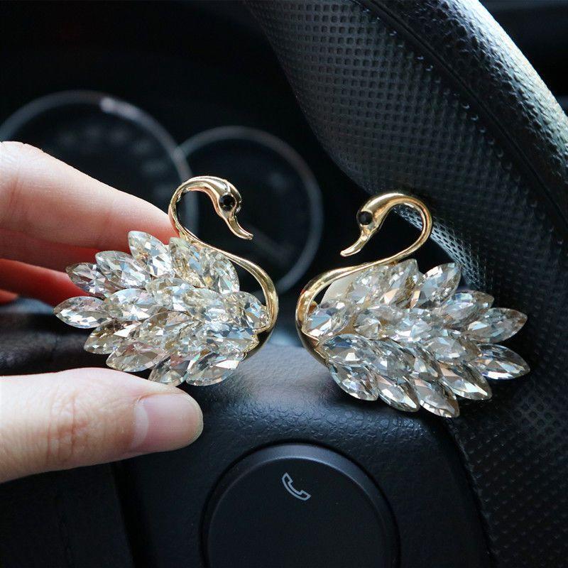 

Лебедь, автомобильная воздуховыпускная розетка, ароматерапия, жемчуг, стразы, автомобильный мультяшный парфюм, кондиционер, декоративный зажим для благовоний, милая девушка Honey Peach Aroma