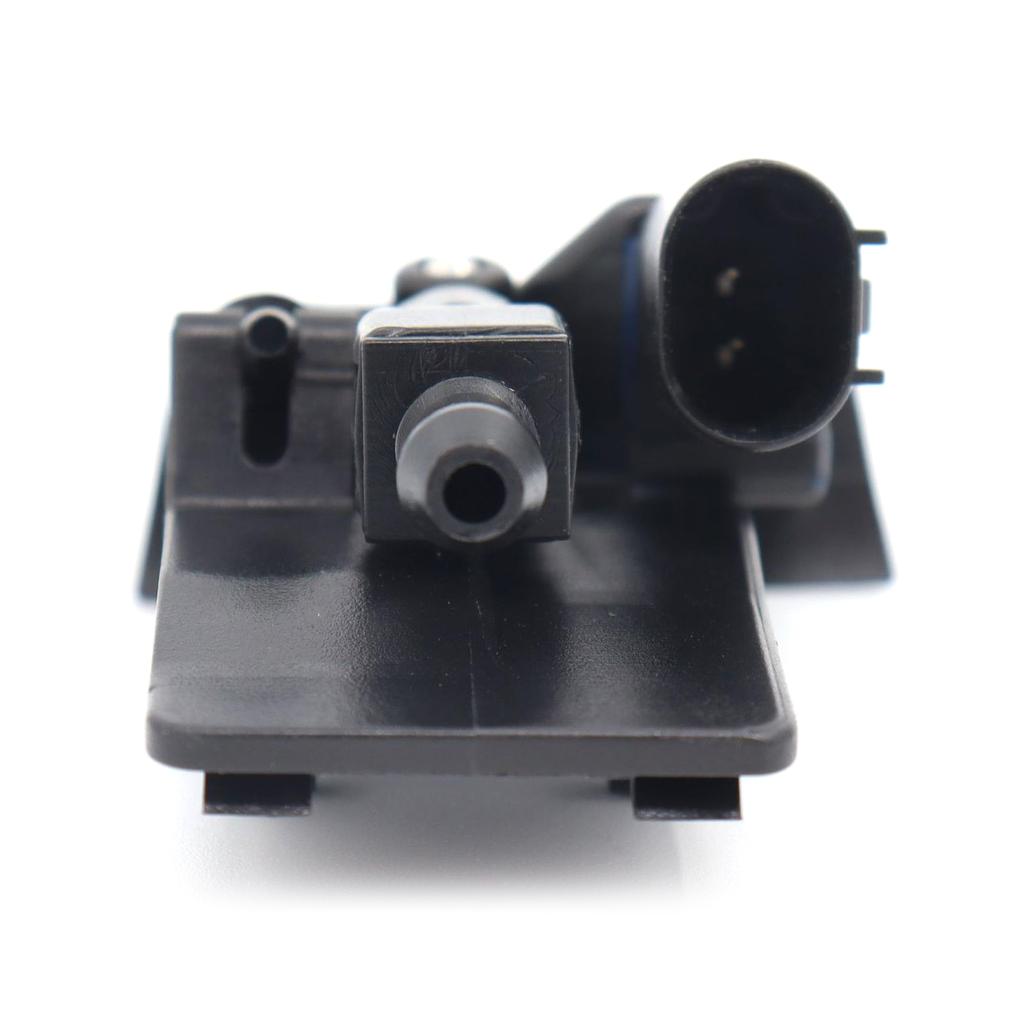 Durable Windshield Washer Sprayer Easy Replacement Precise Spray Windscreen Washer 61667183343 Durable for Front Hood