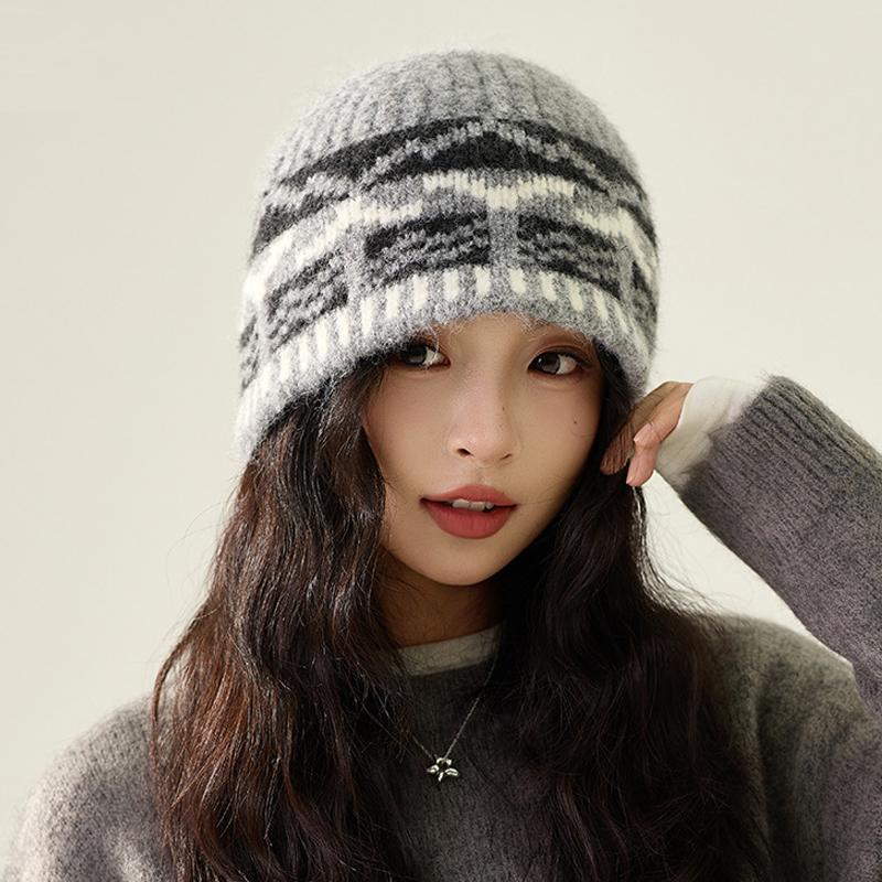 

Vintage Jacquard Knitted Hat Women Warm Fisherman Hat Ear Protection Cap серый