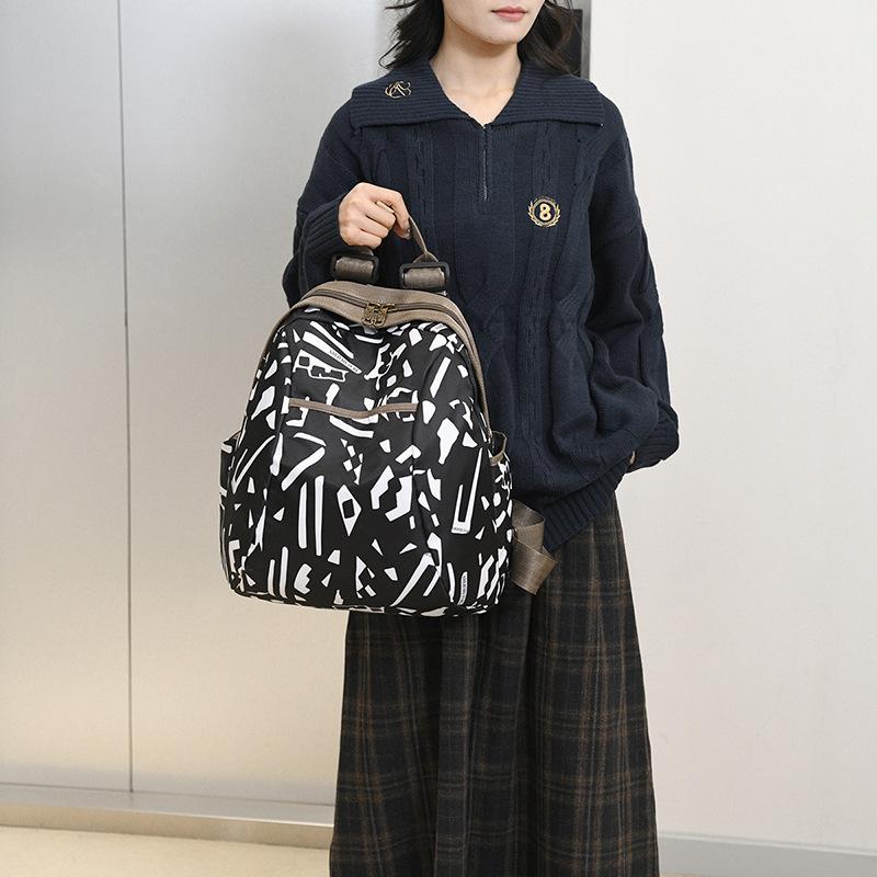 Trend Printed Bag 2025 New Ethnic Style Backpack Fashion Painted Printed Backpack Retro Large-capacity Contrast Women Bag