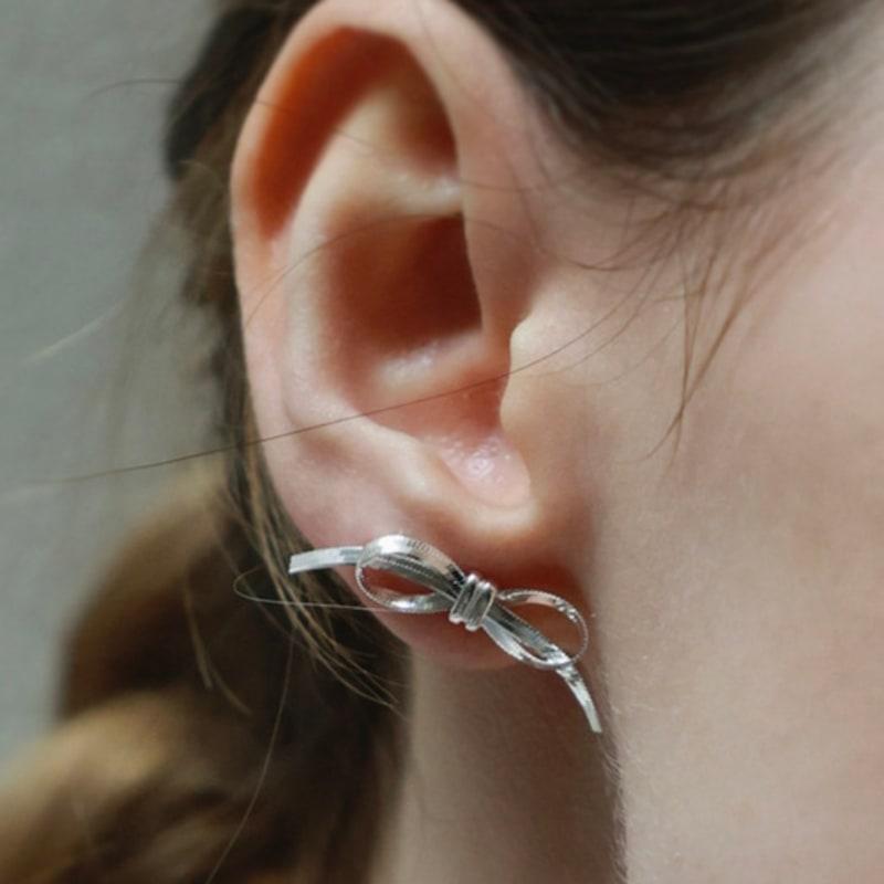 nuavo Ribbon earrings