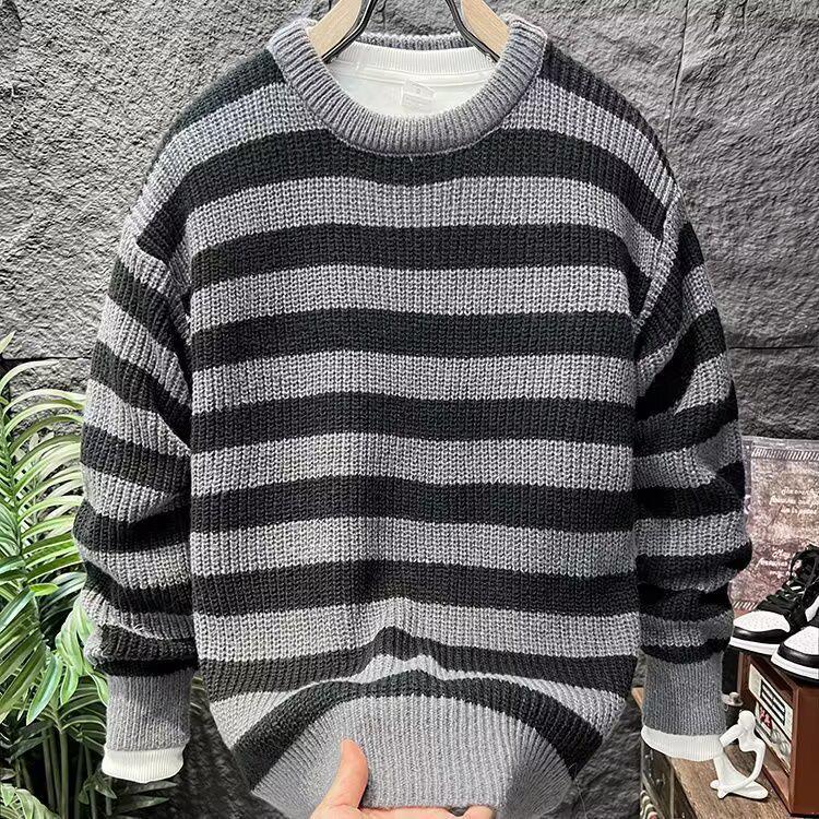 New Spring & Autumn Striped Oversized Slimming Knit Sweater - Black & White, Round Neck, Long Sleeve, Casual Style.