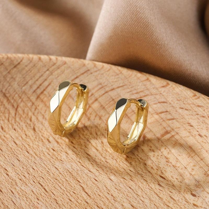 

Милі жіночі класичні маленькі круглі сережки-кільця для жінок, вінтажні, золотистого кольору, застібка для вуха, весільні прикраси, подарунки на День святого Валентина золотий