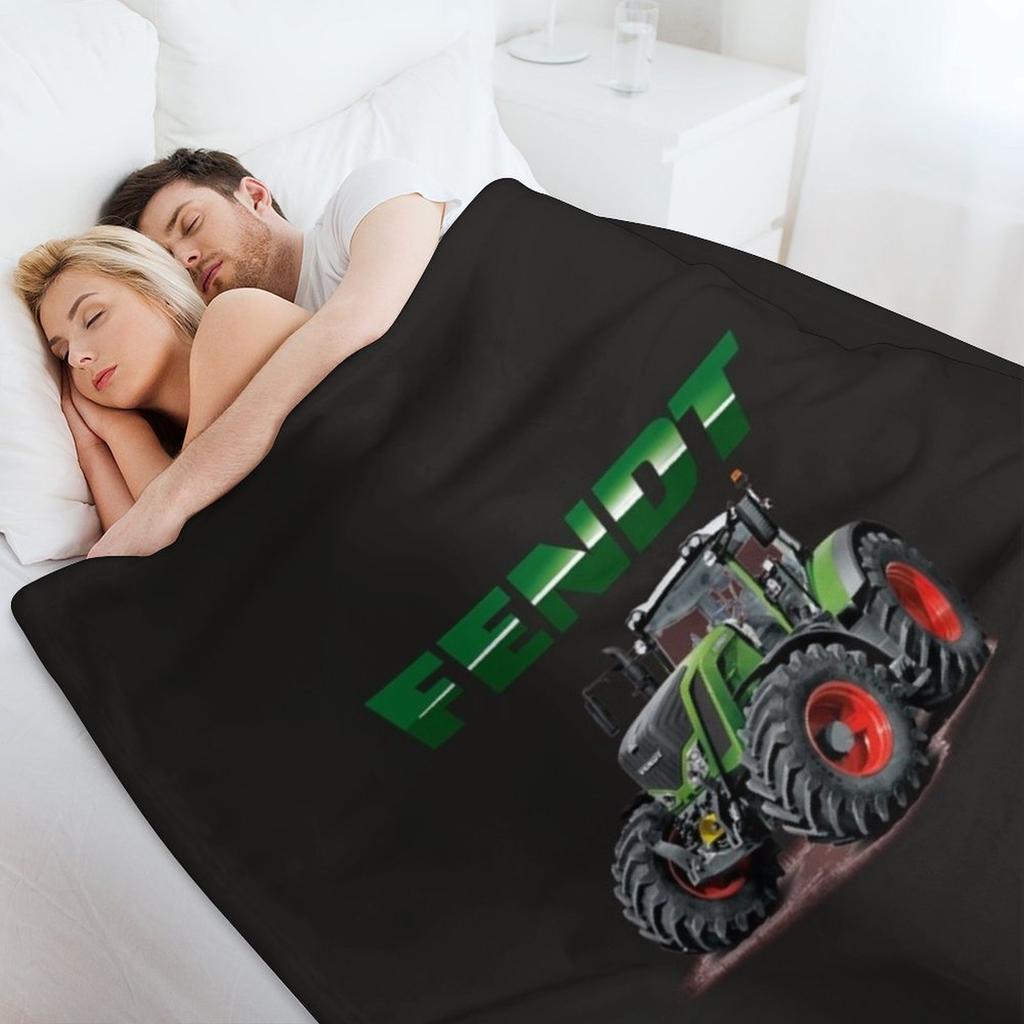 Fendt German Tractors Essential T-Shirt Throw Blanket for winter Large Warm christmas decoration Blankets