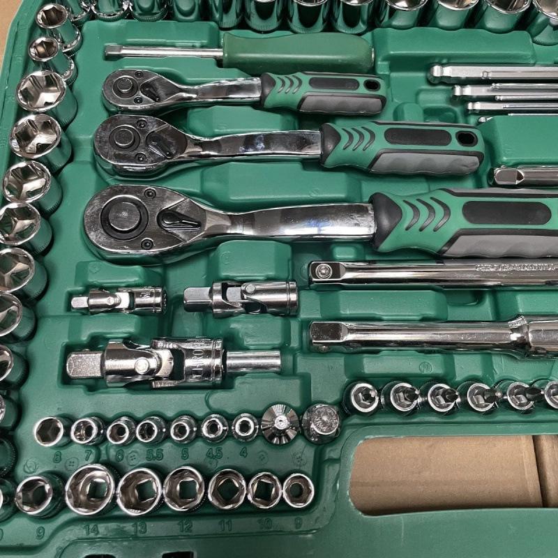 2-Piece Car Repair Socket & Wrench Tool Set