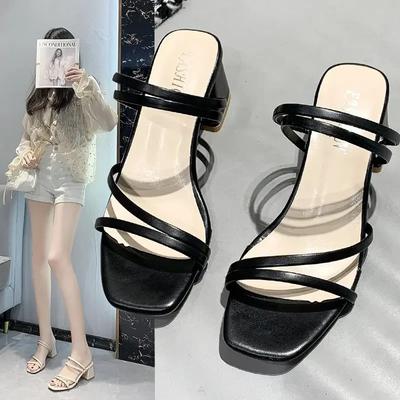 Moda Nowe Damskie Sandały Damskie Kwadratowe Obcasy Eleganckie Letnie Klapki Modne Damskie Sandały Modne Sandały na Niskim Obcasie dla Kobiet