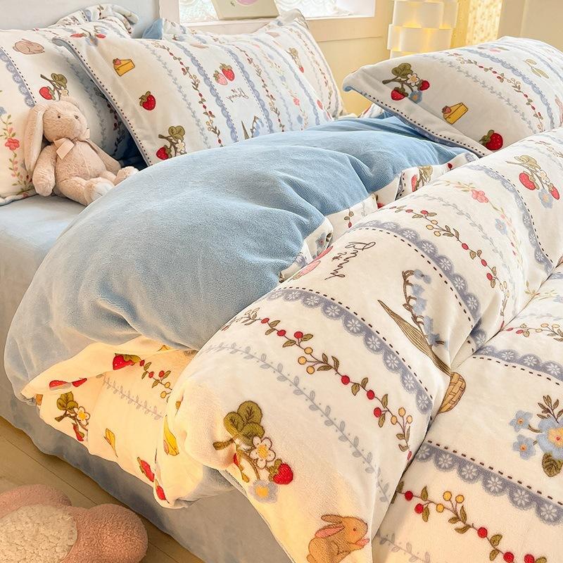 Winter Thickened Milk Velvet Four-piece Set Plus Velvet Warm Coral Velvet Quilt Cover Flannel Sheet Quilt Cover Bedding