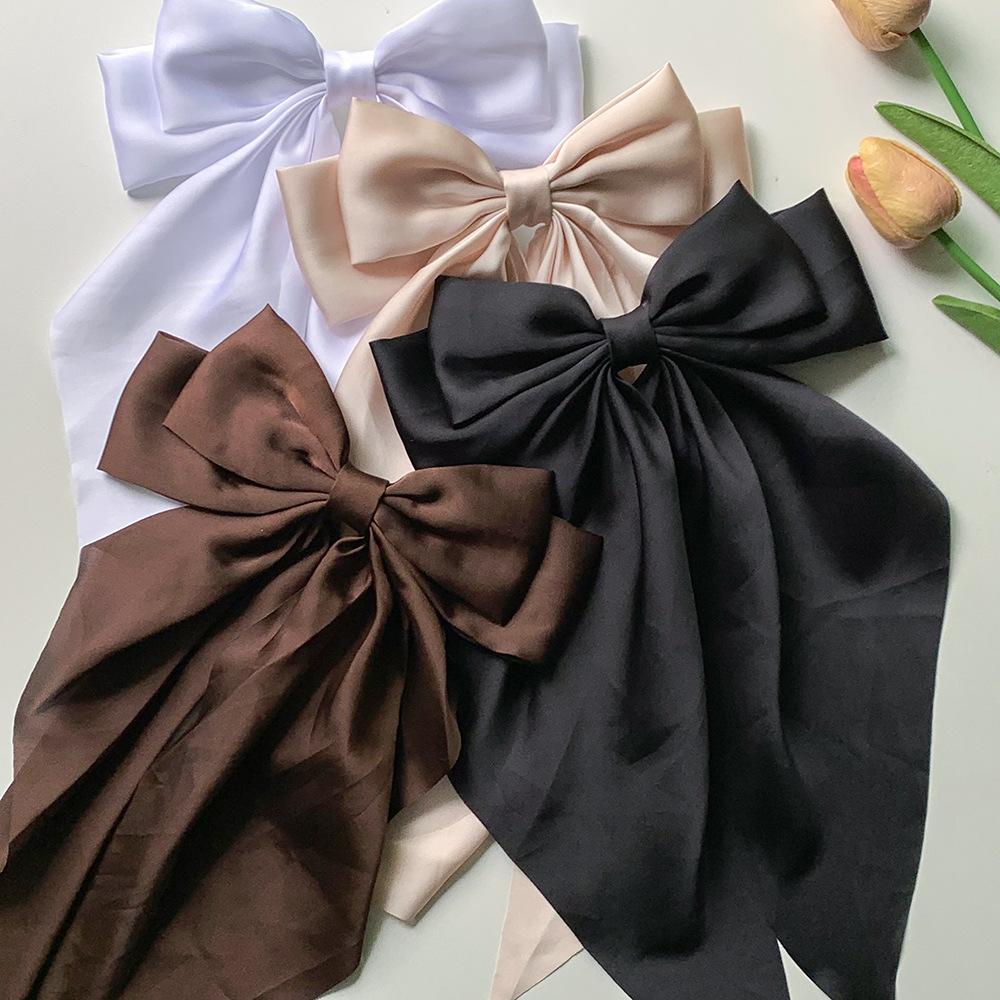 

4-piece set of simple ribbon bow hair clips, solid-color silk-faced hair clips and hair accessories for the back of the head Size fits all