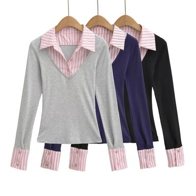 Damen College-Stil Falsches Zweiteiler-Streifen-Patchwork Schlankmachendes Langarm-Revers-T-Shirt, Herbst/Winter Koreanischer Stil.